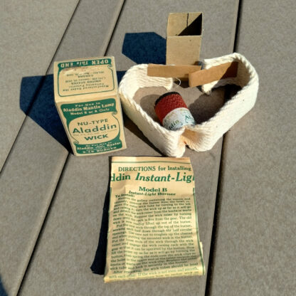 Aladdin Lamp Model B Wick. New Old Stock - Image 2