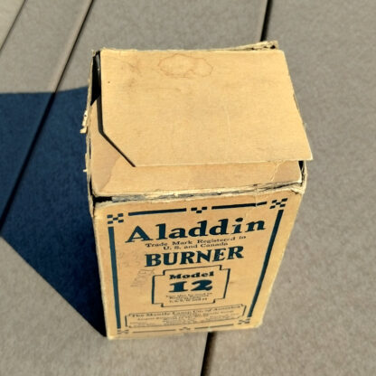 Aladdin Lamp Model 12 Burner New in Box Nickel Finish - Image 4