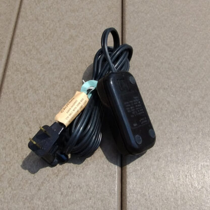 Electric dimmer switch with sliding controller - Image 3