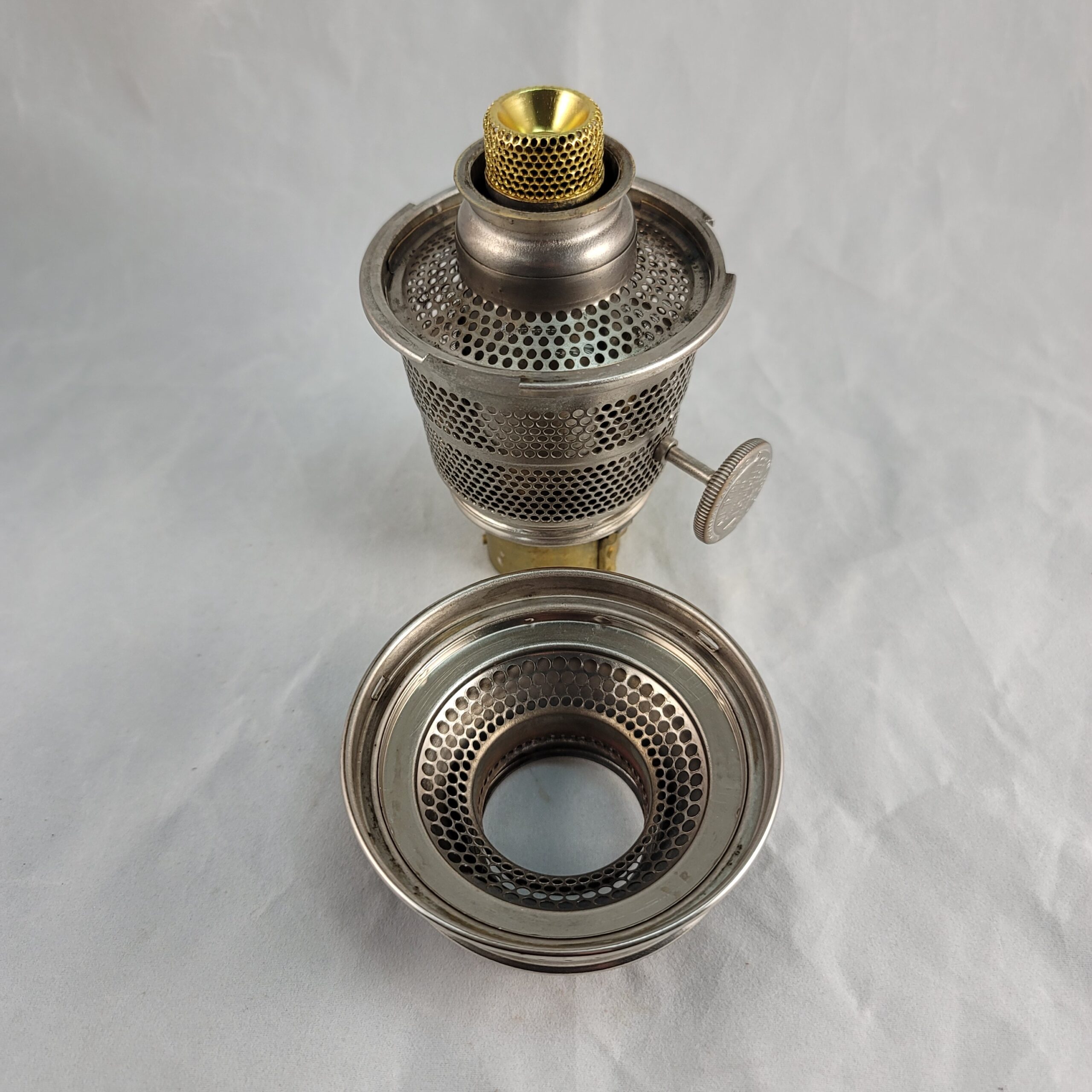 thumbnail interactive-video image 1 of Imperial IM-136 Burner Head – 4-1/2 Inch Diameter, Model #2680 – Commercial Range Replacement 1 of 5